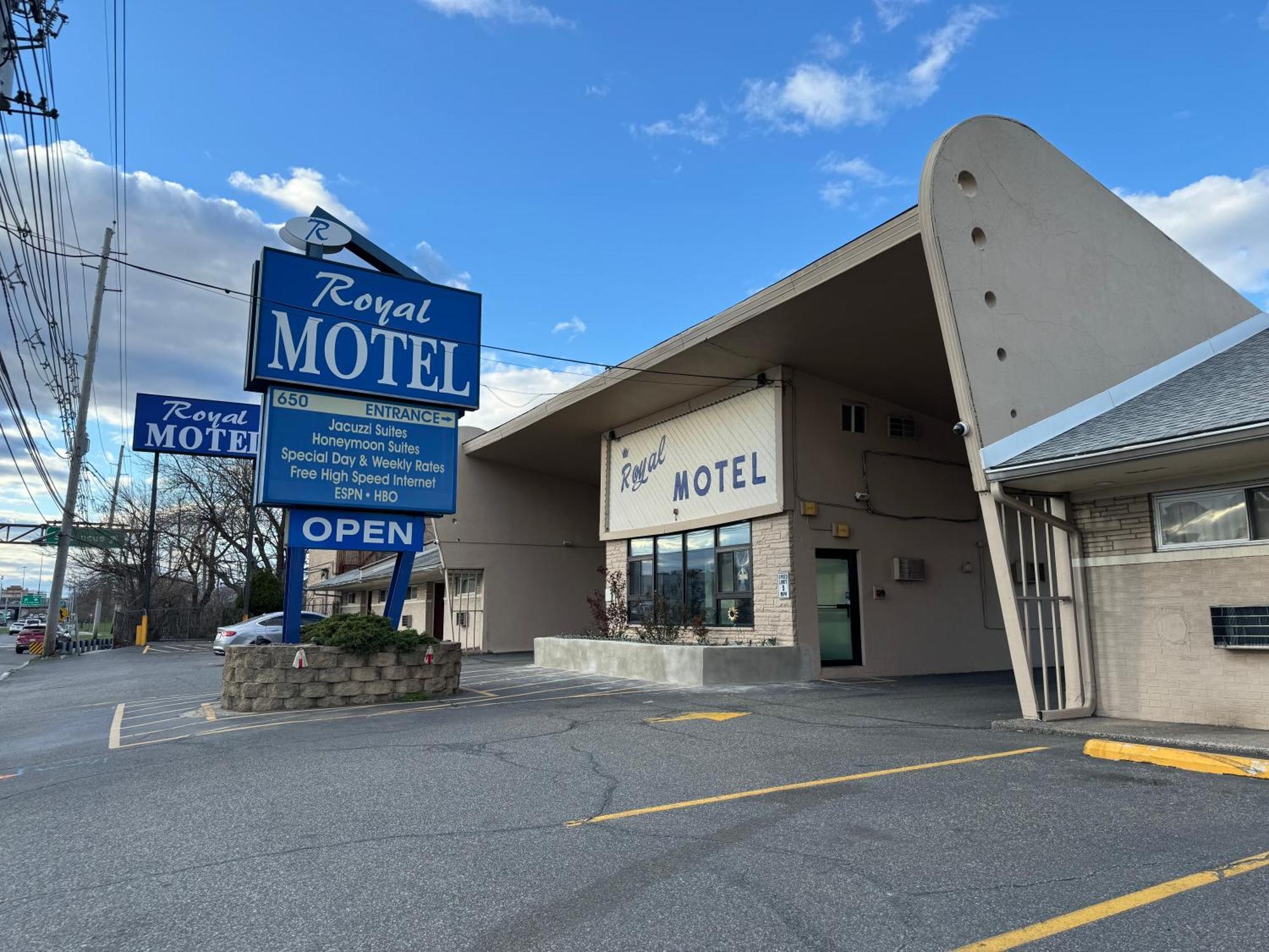 Royal Motel Сикокъс Екстериор снимка
